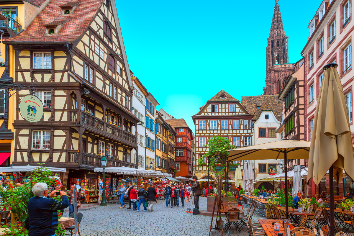 CRUCEROS ESTRASBURGO CRUCERO RHIN STRASBOURG CRUISES RHIN CRUISES FRANCIA CRUCEROS RIN CRUCEROS FLUVIALES RHIN CRUCEROS CENTROEUROPA ESTRASBURGO CRUCEROS RHIN VACACIONES ALEMANIA RHINE CRUISES #Estrasburgo #Strasbourg #RhineCruises #Rhin #Rhine #CrucerosFluviales #RiverCruise #FranceCruises #Cruceros #PetiteFrance #CatedralNotreDame #Strasburg